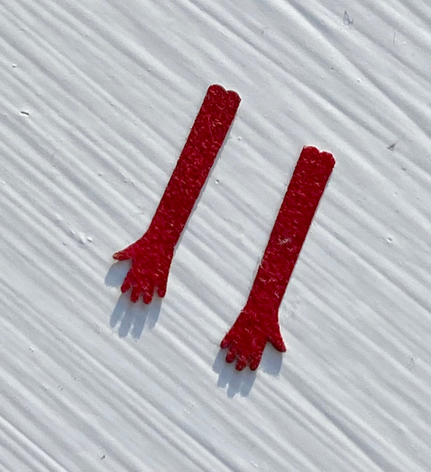 Lange Handschuhe im Maßstab 1:48